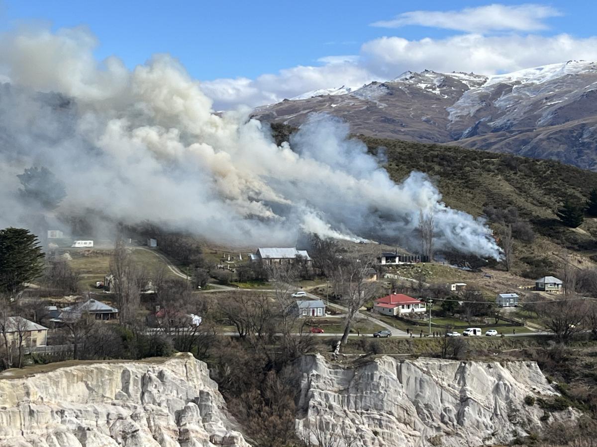 Crews fight 'tricky' St Bathans blaze