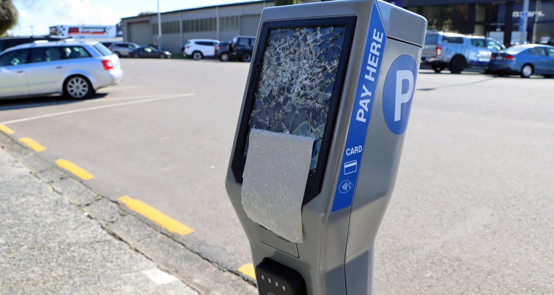 SunLive - 'Frustrated locals' vandalise CBD parking machines