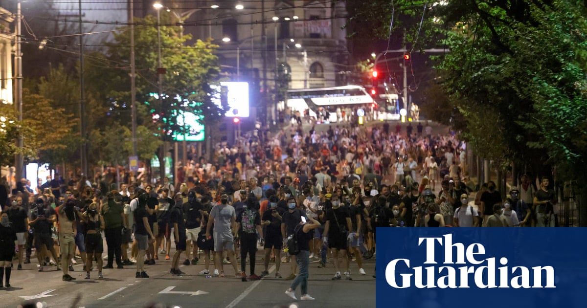 Violent clashes escalate at anti-government protests in Serbia | Serbia