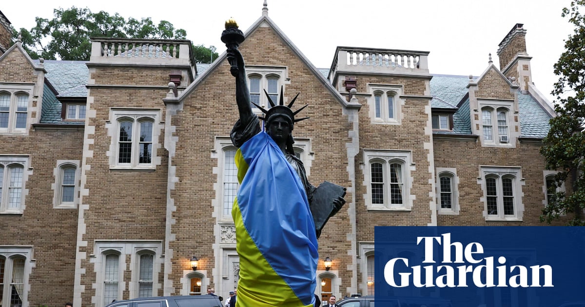 Ukraine war briefing: Zelenskyy entices Trump with $90bn arms buy in return for security | Ukraine