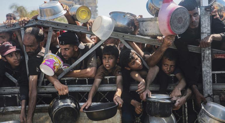 Gaza: Aid insufficient to avert ‘widespread starvation’ as Israeli military ramp-up forces more people to flee