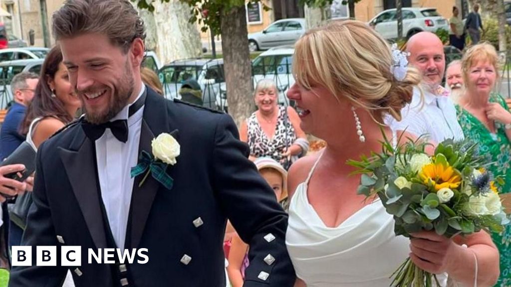 Actor son of 'murder-suicide' victim issues stepdad funeral plea