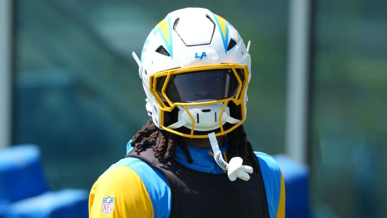Chargers GM -- Najee Harris feeling 'great,' could play vs. Chiefs