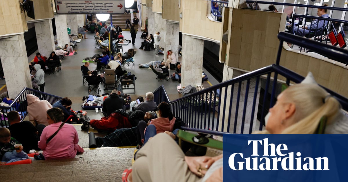 Deaths and injuries as Russia launches ‘massive’ attack on Kyiv | Ukraine