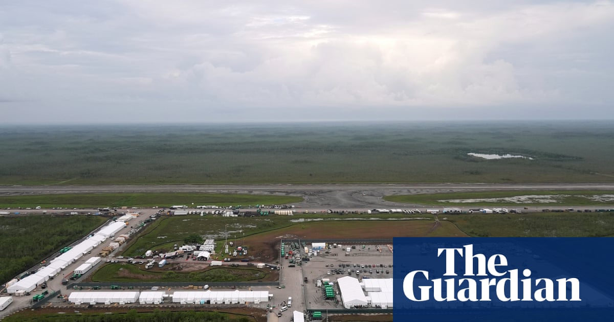 Detainees report alleged uprising at ‘Alligator Alcatraz’: ‘A lot of people have bled’ | US immigration