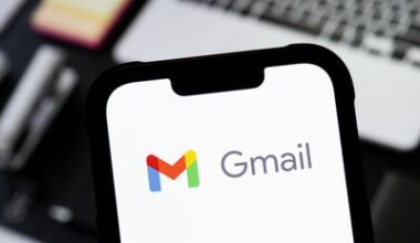 Google issues warning to billions of Gmail users over password hack