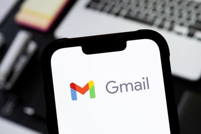 Google issues warning to billions of Gmail users over password hack