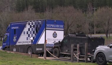 Man arrested in alpine hunt for accused Victoria cop killer