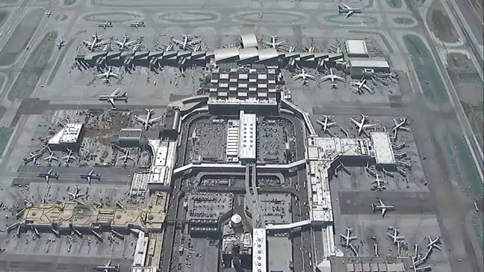 Ground stop impacts incoming flights at Los Angeles airports including LAX, John Wayne and Long Beach