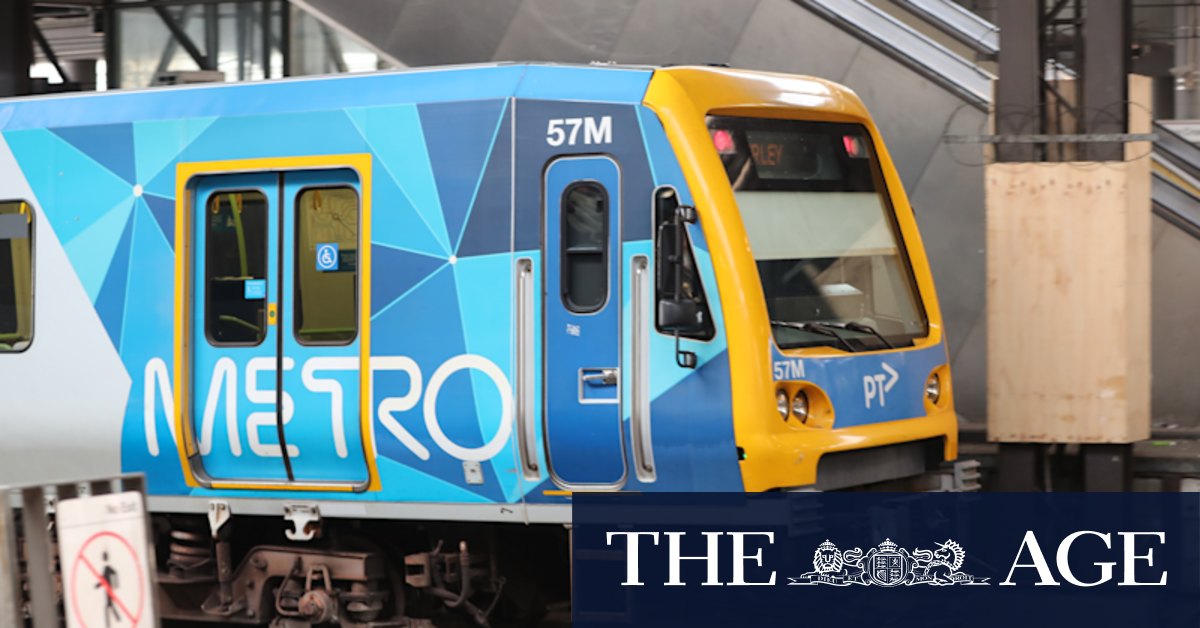 Melbourne’s trains should move back into public hands to get a better deal for commuters, says union