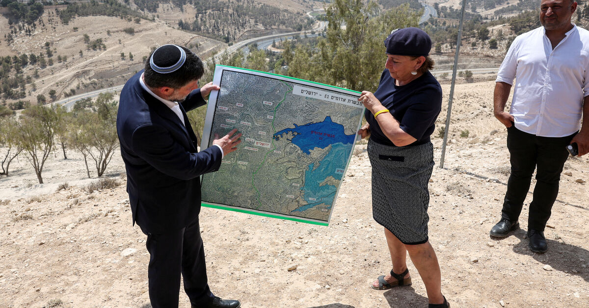 EU, UK, Australian foreign ministers condemn Israel's new settlement plan