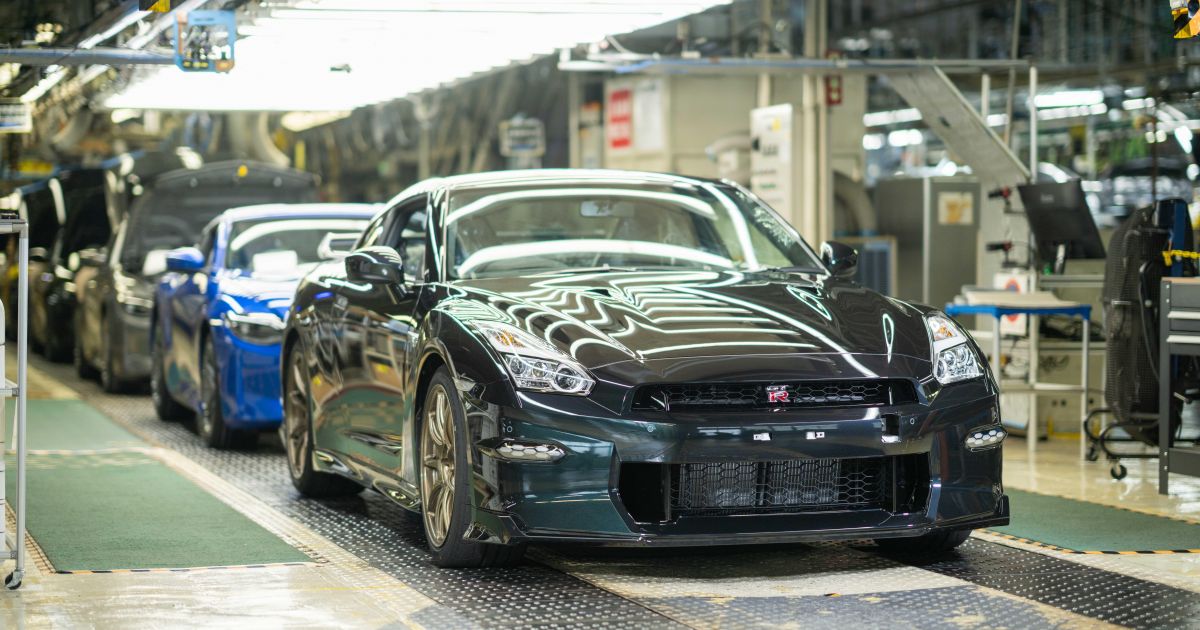Sayonara Godzilla: Final R35 Nissan GT-R rolls off the line