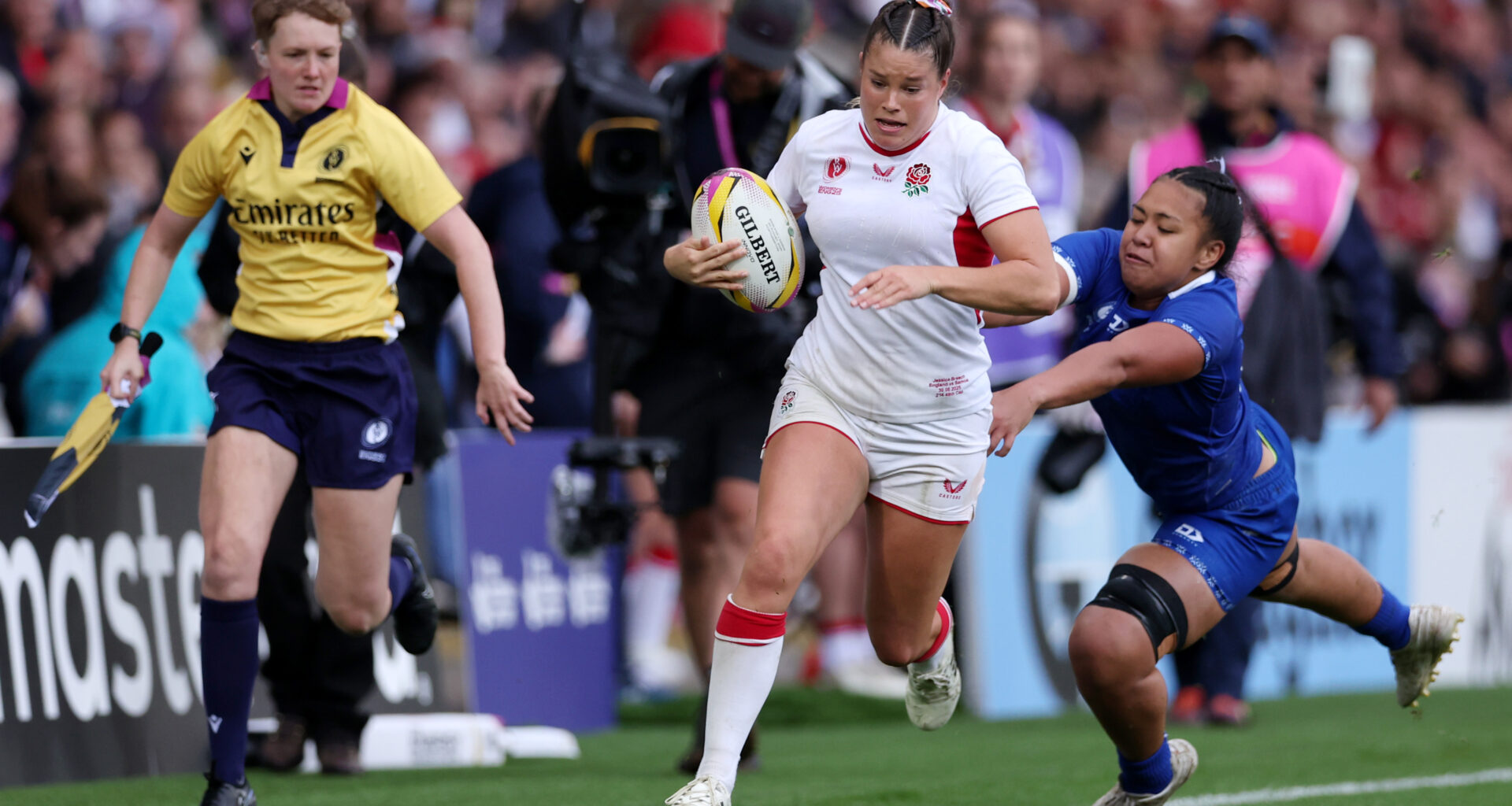Much-changed England soar into quarter-finals