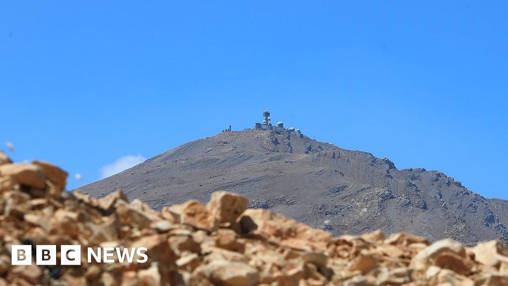 Israeli strikes kill six Syrian soldiers, Syria's government says