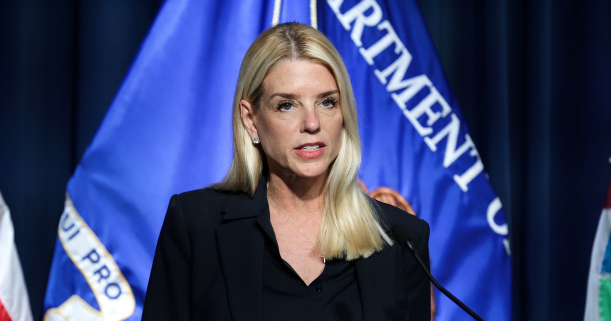 Pam Bondi orders grand jury probe of Obama administration review of 2016 election