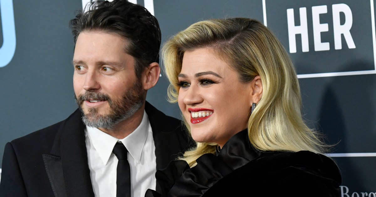 Kelly Clarkson's ex-husband Brandon Blackstock dead at 48