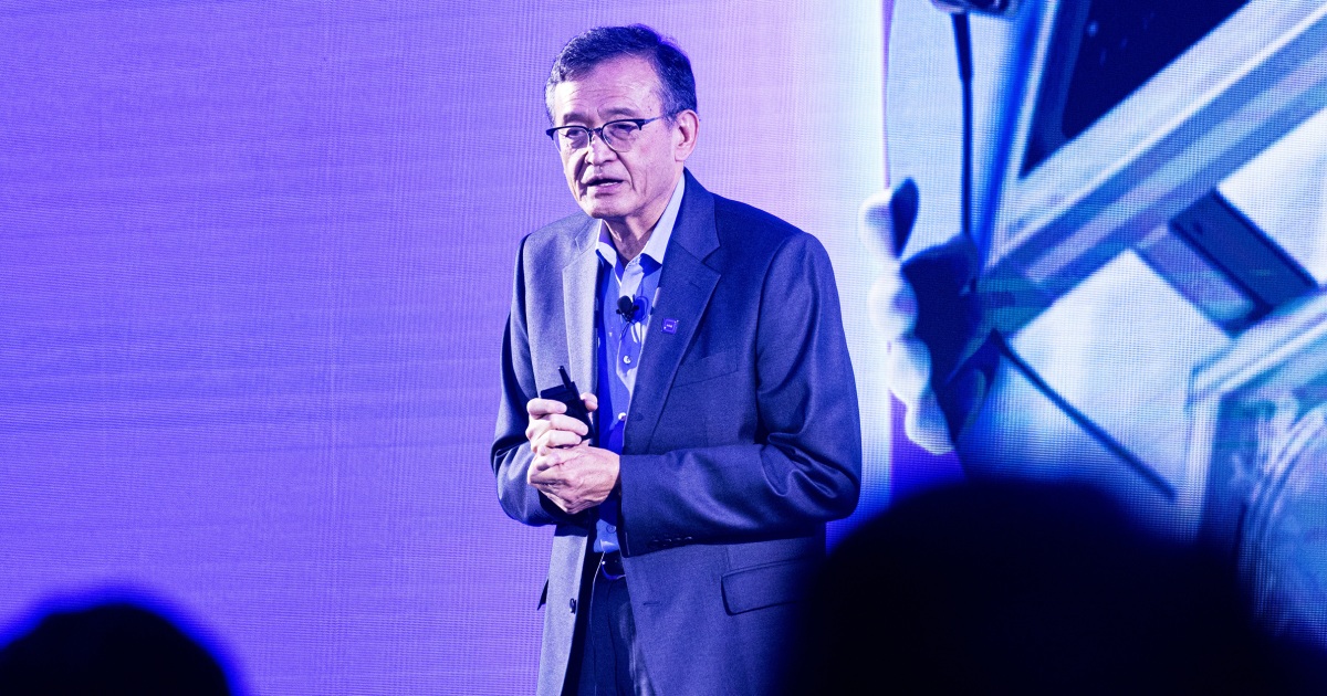 Trump demands resignation of Intel CEO over China ties