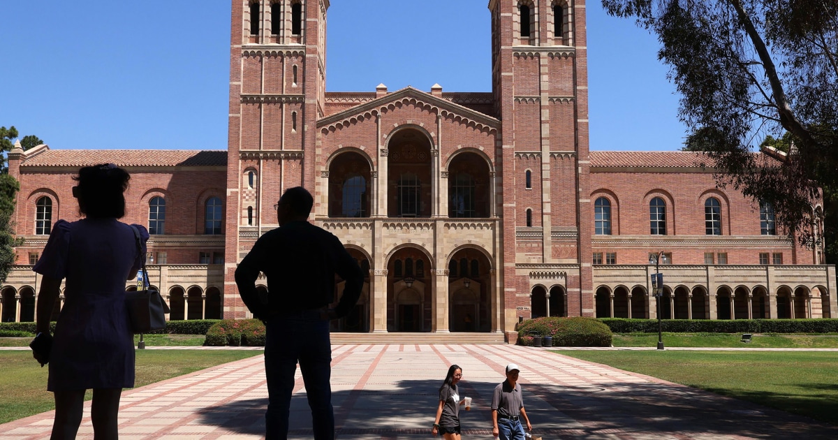 Trump administration proposes $1 billion settlement with UCLA