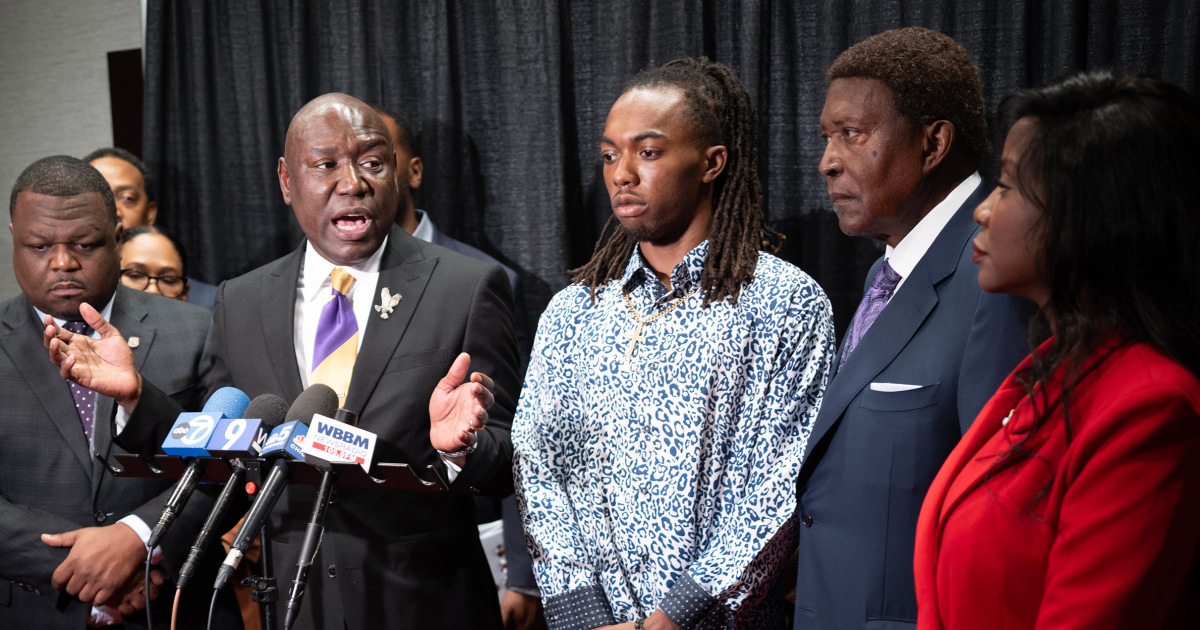 Prosecutors clear Florida deputy in arrest of a Black man punched and dragged from his car