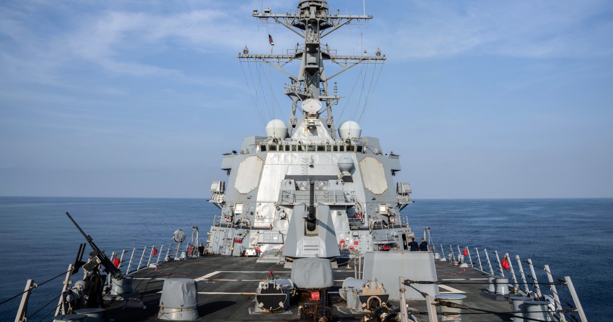 U.S. destroyers head toward waters off Venezuela as Trump aims to pressure drug cartels