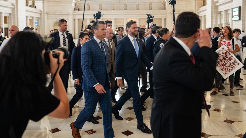 Vance derides protesters while visiting National Guard at Union Station