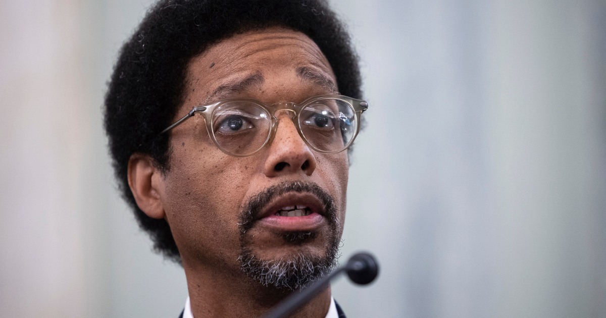 White House says it fired transportation regulator in latest move to reshape Trump's government