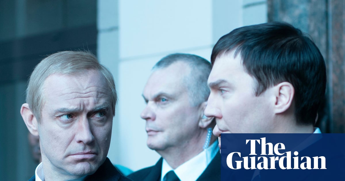 No fears over playing ‘man without a face’ Putin, Jude Law says in Venice | Venice film festival