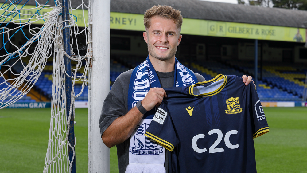 Shrimpers Complete Dallas Deal - Southend United Football Club