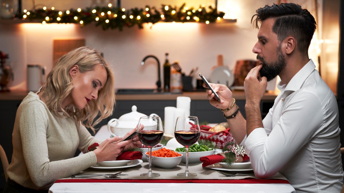 Two in three Britons prefer TV or phones to conversation at dinner