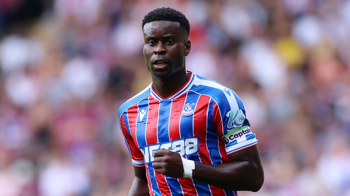 Liverpool make £35m bid for Crystal Palace defender