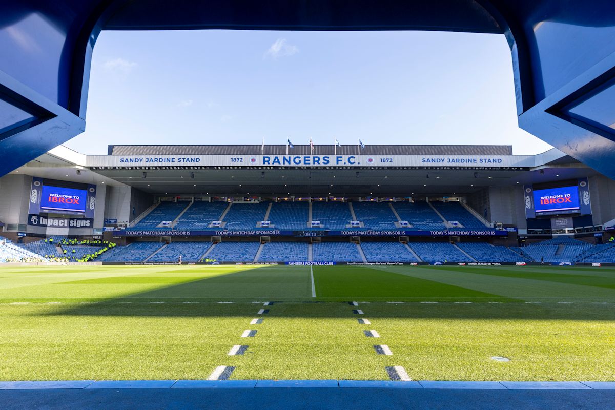 Team News: Martin Names Side To Face Celtic