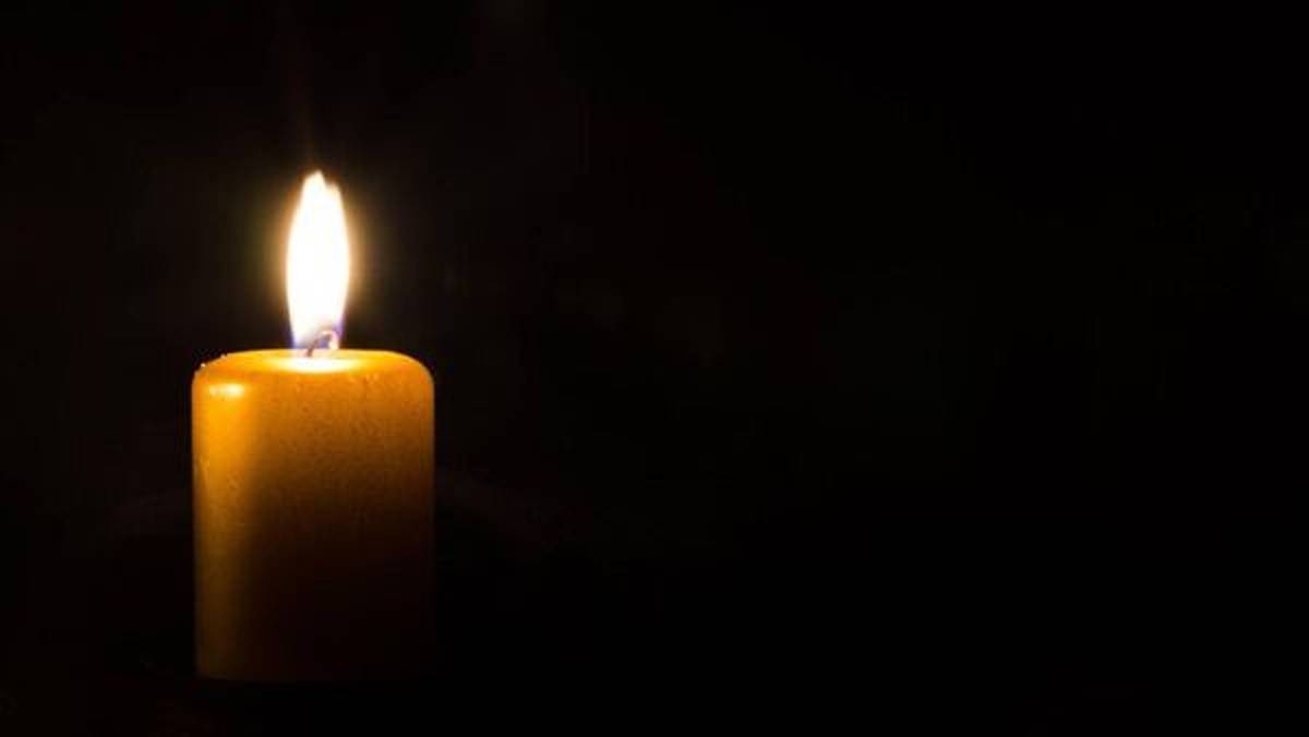 Mayo woman dies after she was struck by bus in London - news