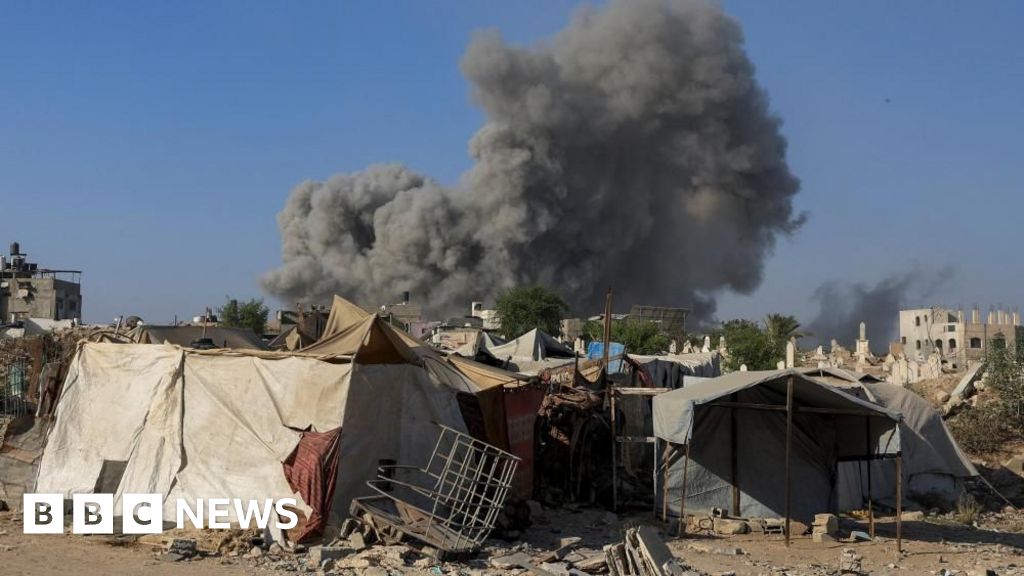 Israel pounds Gaza City in preparation for offensive