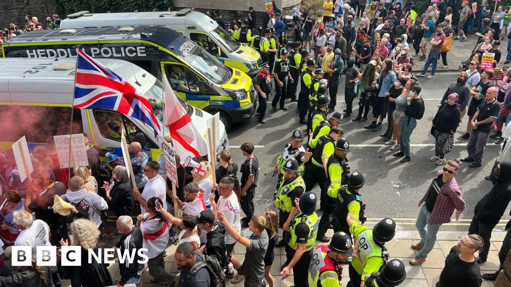 Woman released after arrest at Bristol immigration protest
