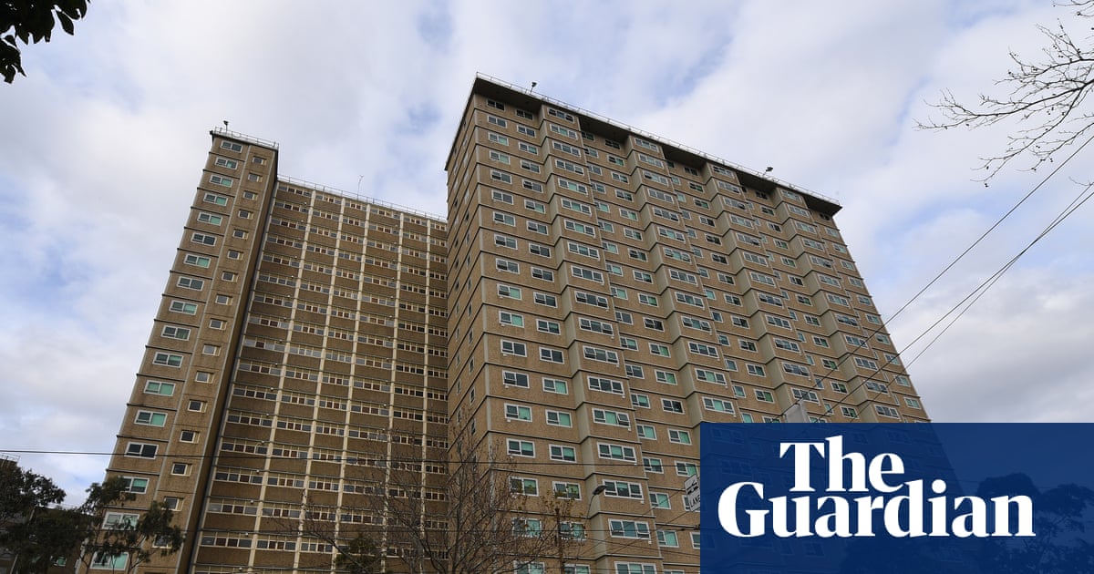 Engineer who helped build Melbourne’s public housing towers condemns plan to demolish ‘icons’ | Victoria