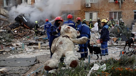 Children among those killed in Russian attack on Kyiv – video 