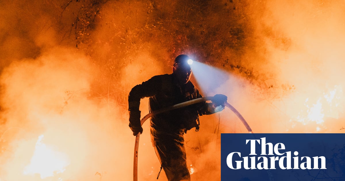 Wildfires rage in Spain and Portugal amid searing heat | Wildfires