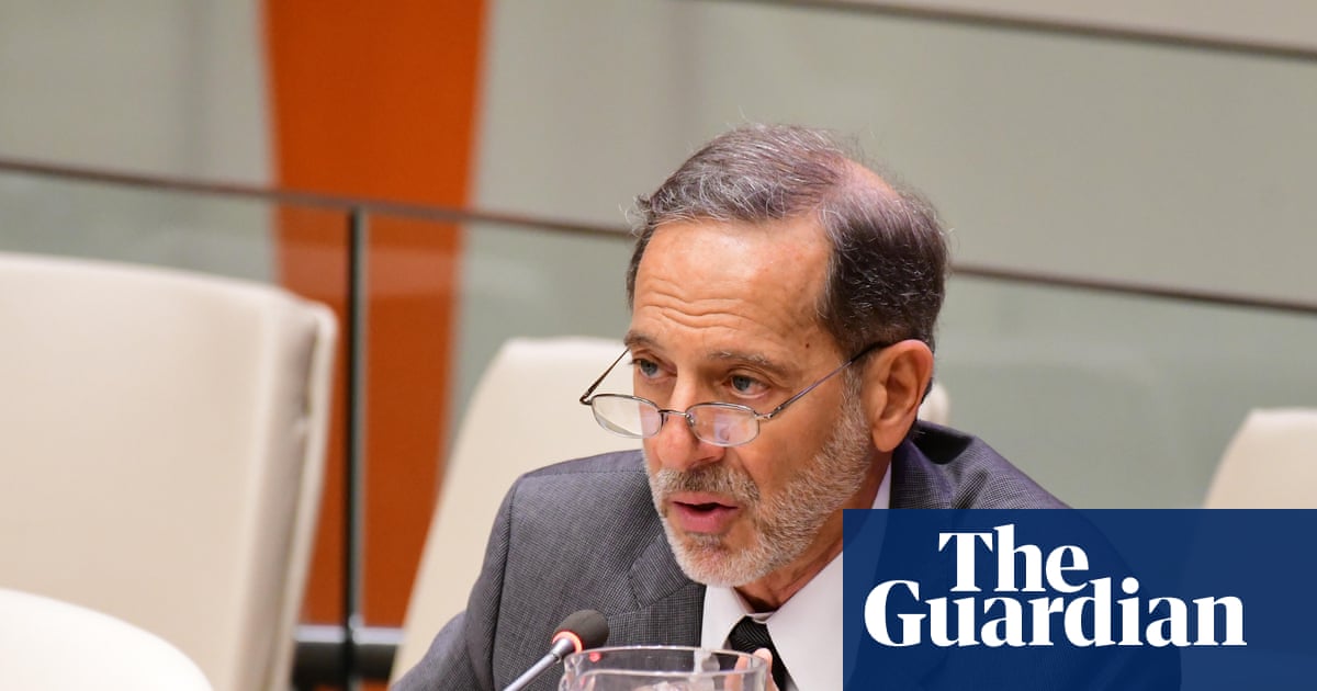 Prominent historian cancels course at Columbia University over Trump deal | Columbia University