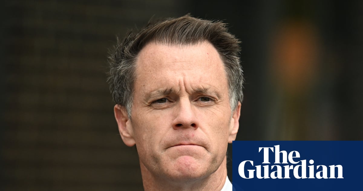 Chris Minns stares down backbench revolt over handling of Sydney Harbour Bridge protest | New South Wales politics