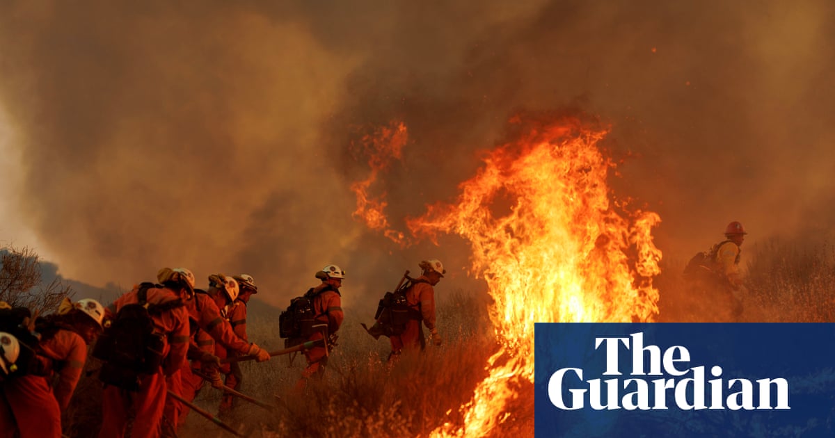 Rapidly spreading brush fire prompts evacuations for thousands in California | California wildfires