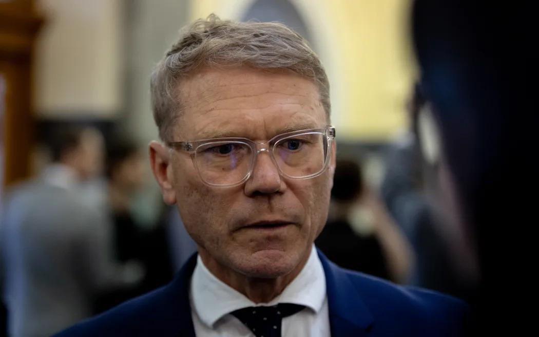 Another Cabinet minister caught up in UN letter saga