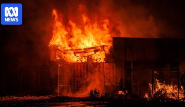 Marshall Islands 'in shock' after devastating fire destroys parliament building