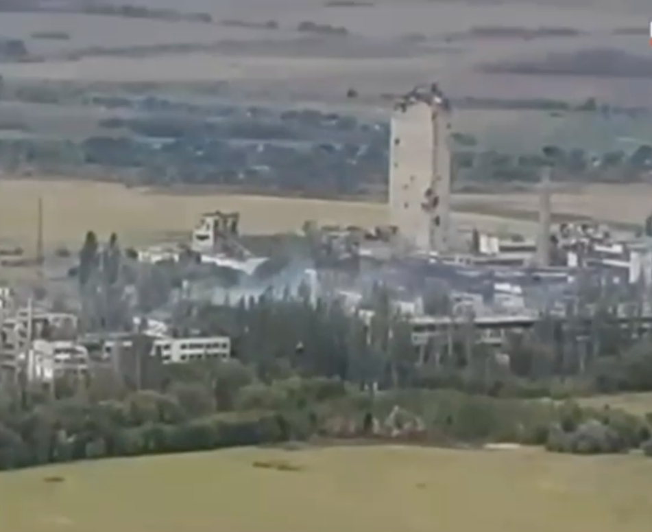 2 Russian Soldiers in 1 Shot – Ukraine’s ‘Ghost’ Sniper Unit Scores Longest Kill at 4,000m