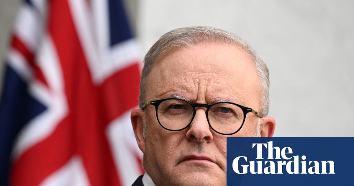 Morning Mail: early warnings on Iran, manhunt in the high country, children killed in US ‘hate crime’ shooting | Australia news