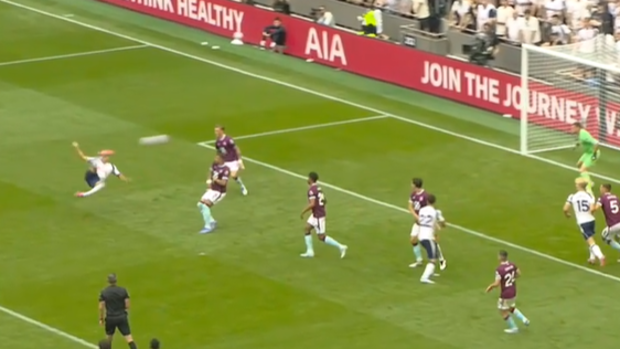 Richarlison scores a spectacular goal.