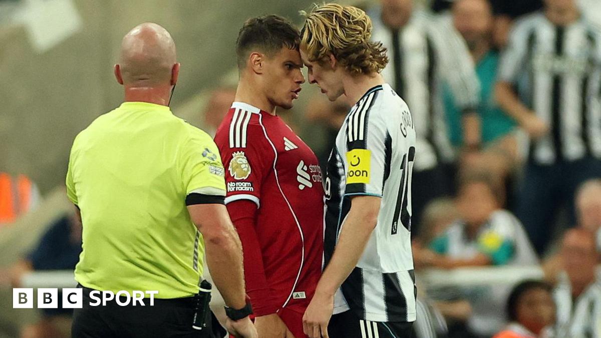 Newcastle's Anthony Gordon, who was sent off for a foul on Virgil van Dijk, squares up to Liverpool's Milos Kerkez