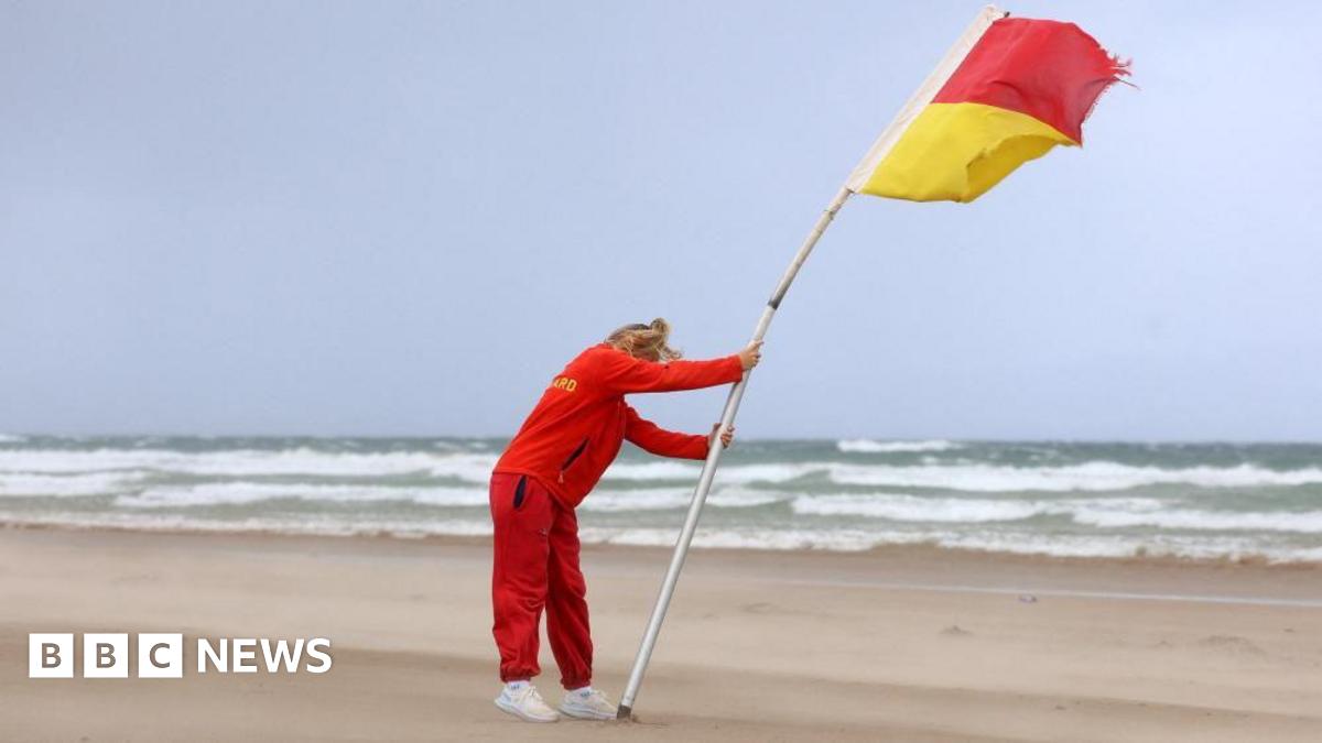 Storm Floris: Bridges closed and flights grounded as storm brings strong winds and rain