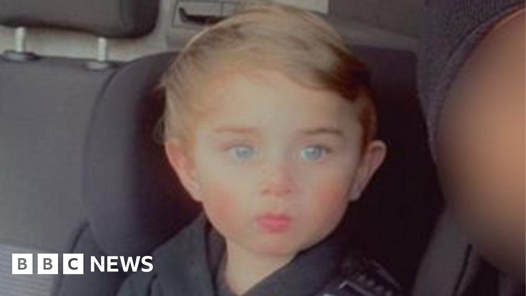 Boy, 4, dies after being hit by bus outside Margate hospital