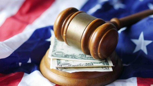 Asian Stocks Advance on Powell Rate Cut Hopes