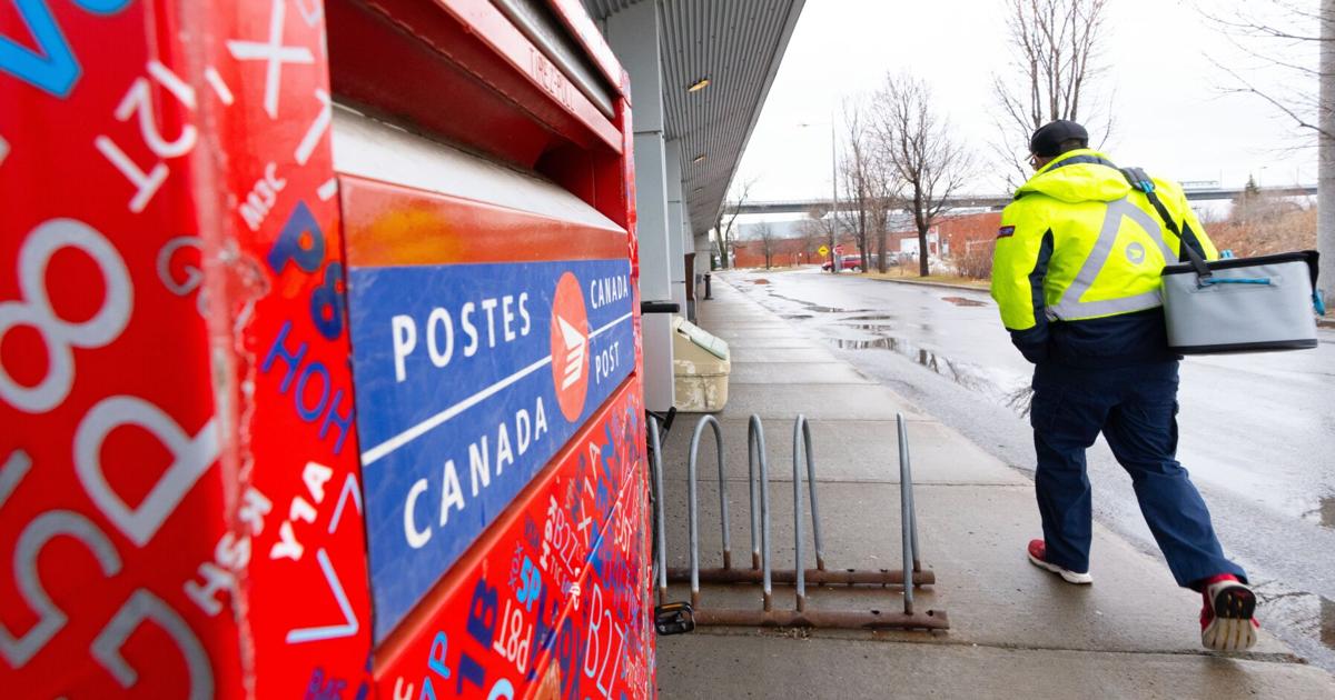 As Canada Post workers reject Crown corporation’s final offer, next steps are unclear with both sides urged to return to bargaining - Toronto Star